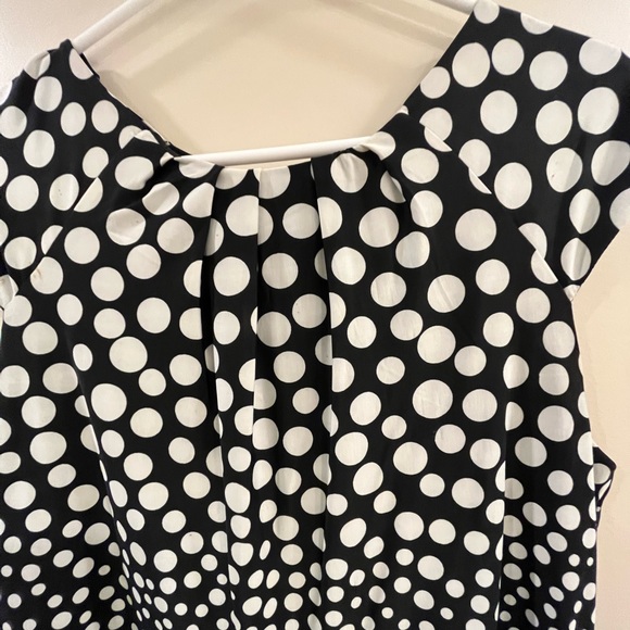 Polka dot Dress - Picture 5 of 6